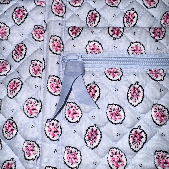 Vera Bradley Magnifique Leaf Tote And Turnlock Wallet - Picture 4 of 16